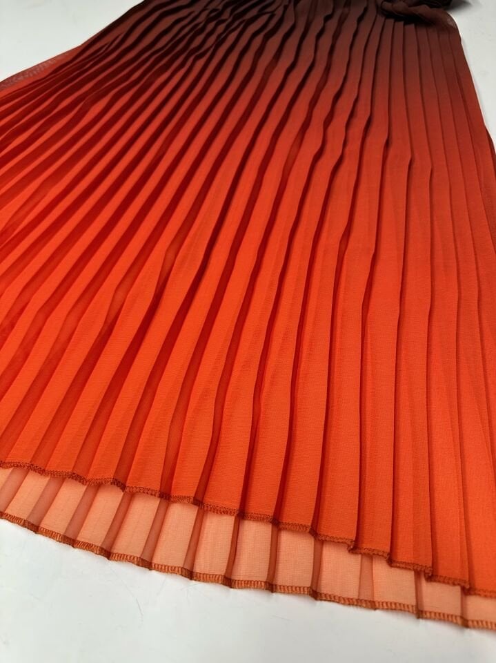 Turuncu Siyah Degrede Ebiselik Eteklik Pilise Şifon Kumaş