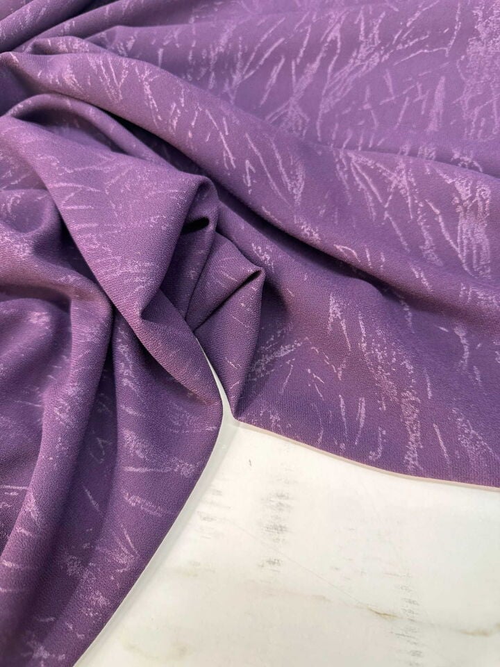 Fantazi Ürün Mürdüm Yakma Desen Rubi Krep Dökümlü Yumuşak