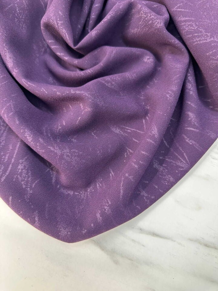 Fantazi Ürün Mürdüm Yakma Desen Rubi Krep Dökümlü Yumuşak