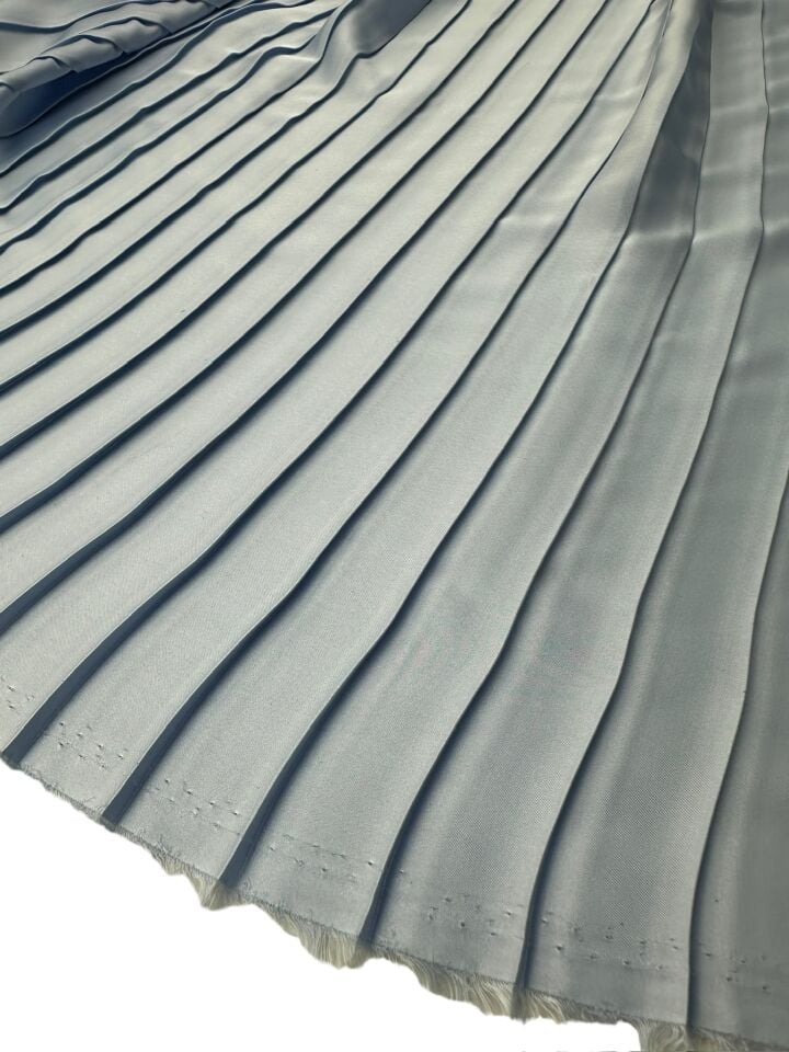 Gri Ebiselik Eteklik Pilise Şifon Kumaş