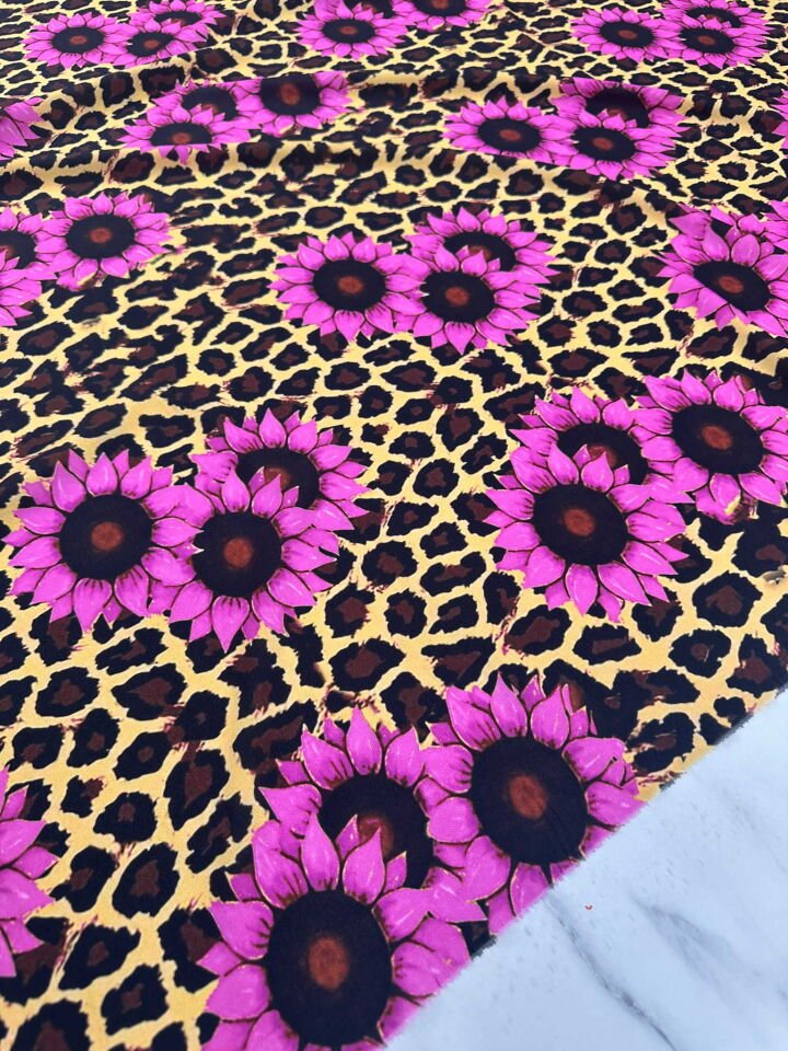 Leopar Ayçiçegi Desen Dijital Baskı Krep Kumaş