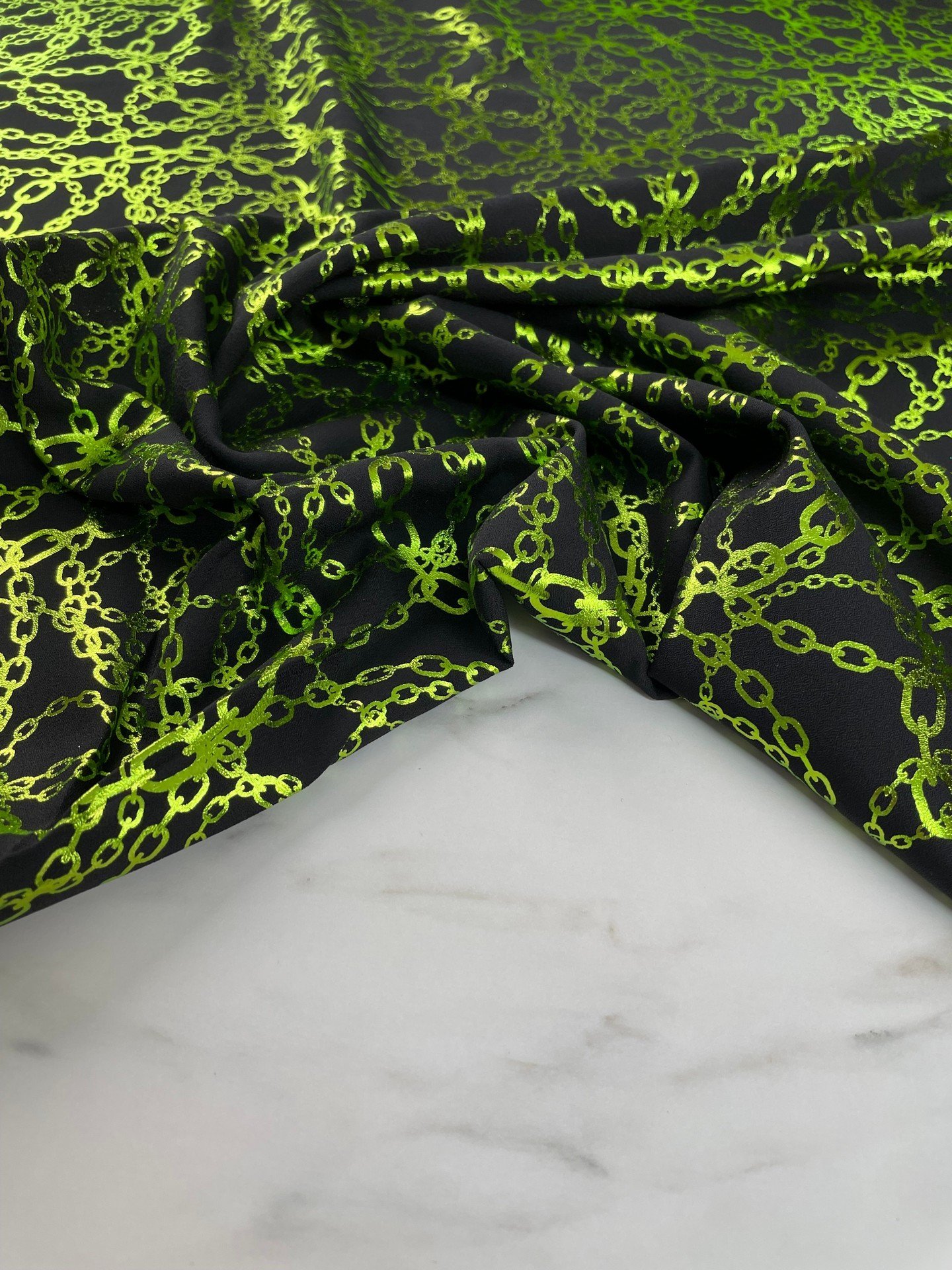 Yeşil Zincir Desen Elbiselik Kumaş