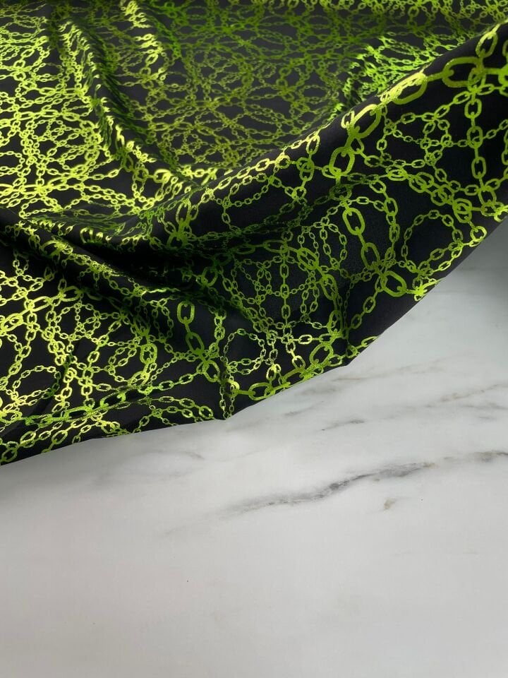 Yeşil Zincir Desen Elbiselik Kumaş