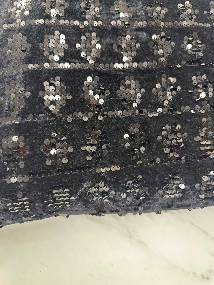 Fantazi Ürün Kadife üstü Siyah Payet İşleme yumuşak Dökümlü