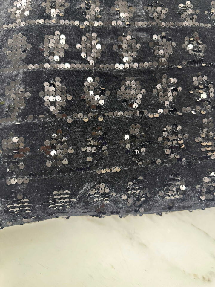 Fantazi Ürün Kadife üstü Siyah Payet İşleme yumuşak Dökümlü