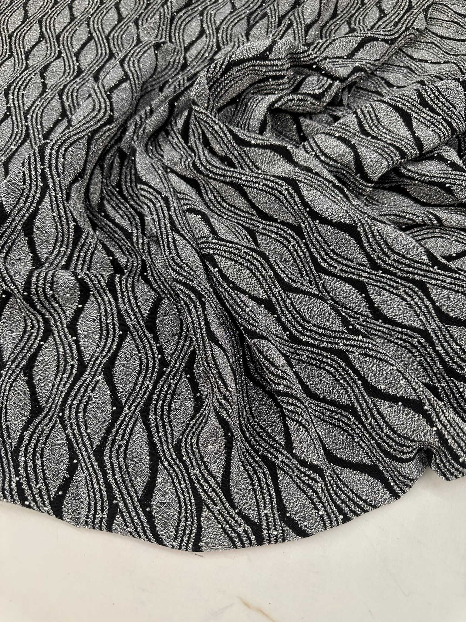 Özel Ürün Fantazi Damla Desen Taş İşleme Likralı Örme Kumaş