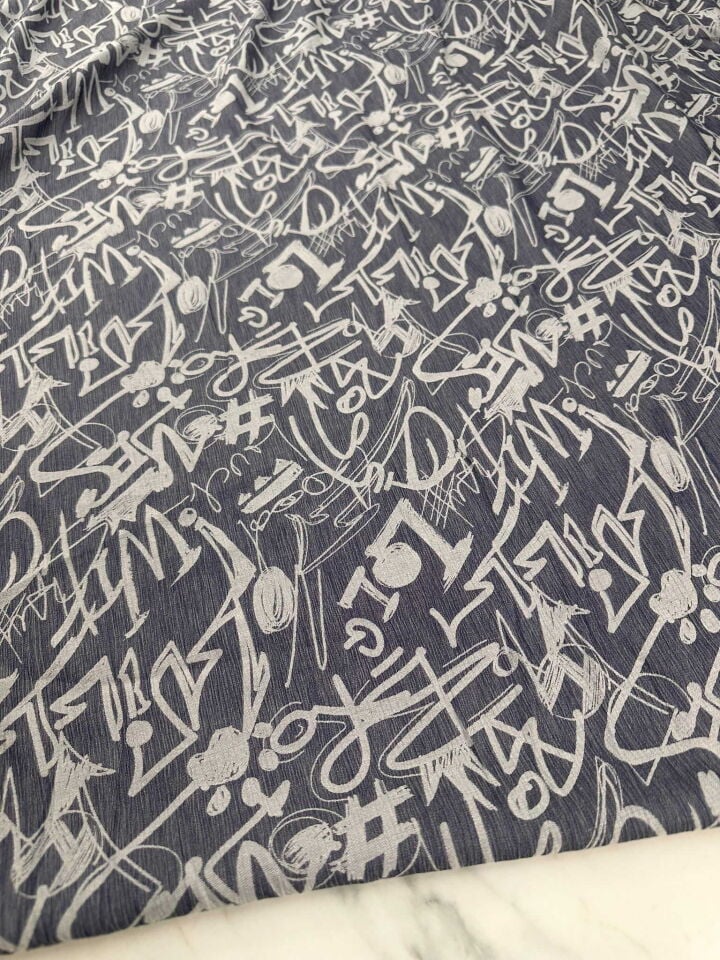 Desenli Marka Tasarım Kılınkır Kumaş Yumuşak Dökümlü