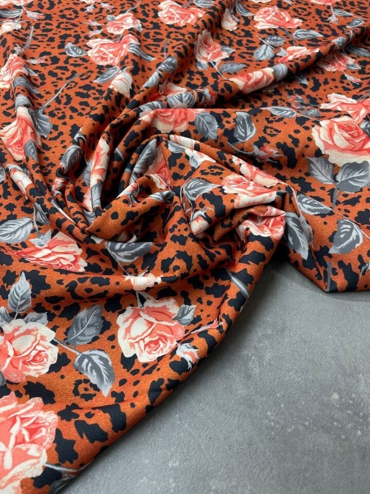 Avaro Çiçegi Likralı Elbiselik Pantolonlık Dabıl Krep