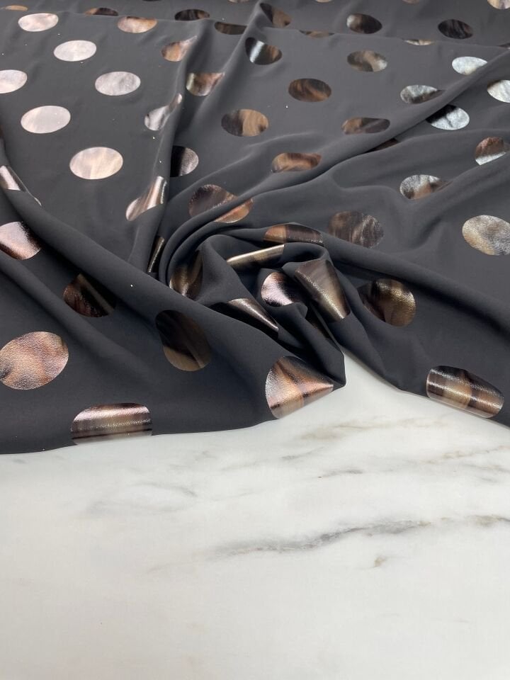 Puantiye Desen Elbiselik Kumaş