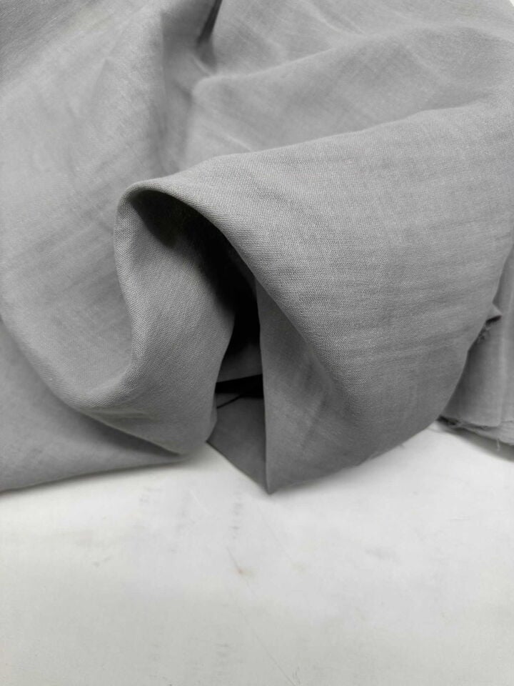 Gri Renk Çift Kat Muslin Kumaş Yumuşak Hafif Kullanışlı