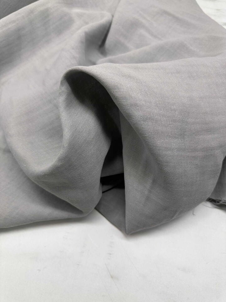 Gri Renk Çift Kat Muslin Kumaş Yumuşak Hafif Kullanışlı