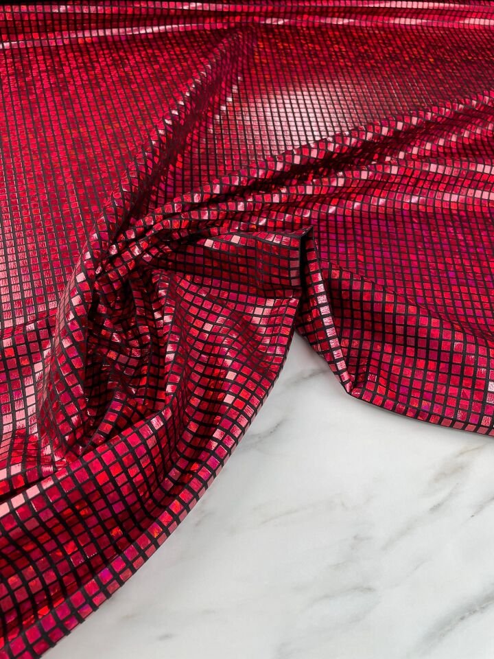 Kırmızı Özel Tasarım Elbiselik Kesme Hologram Kumaş