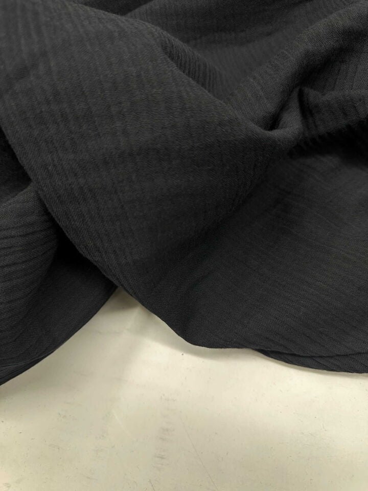 Siyah Renk Çift Kat Mülim Kumaş Yumuşak Dökümlü