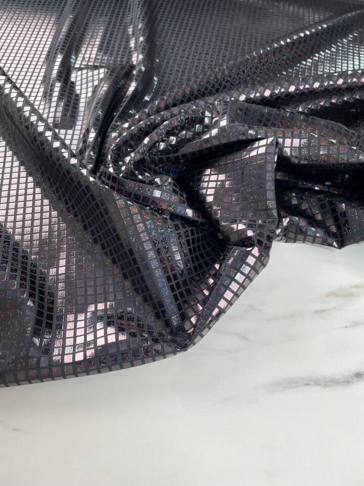 Siyah Özel Tasarım Elbiselik Kesme Hologram Kumaş