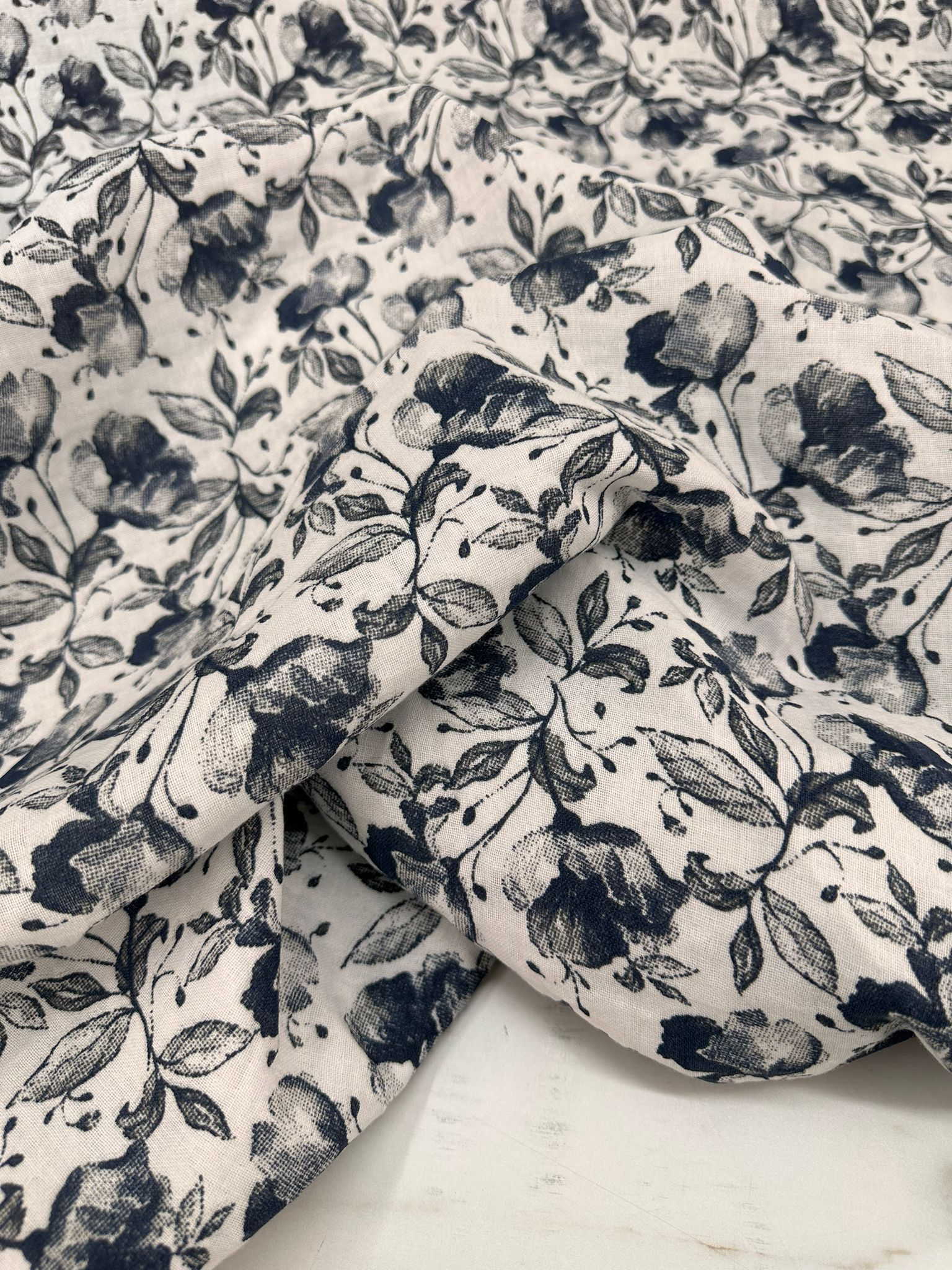 Çiçek Desen Çift Katlı Muslim Kumaş Yumusak Dökümlü