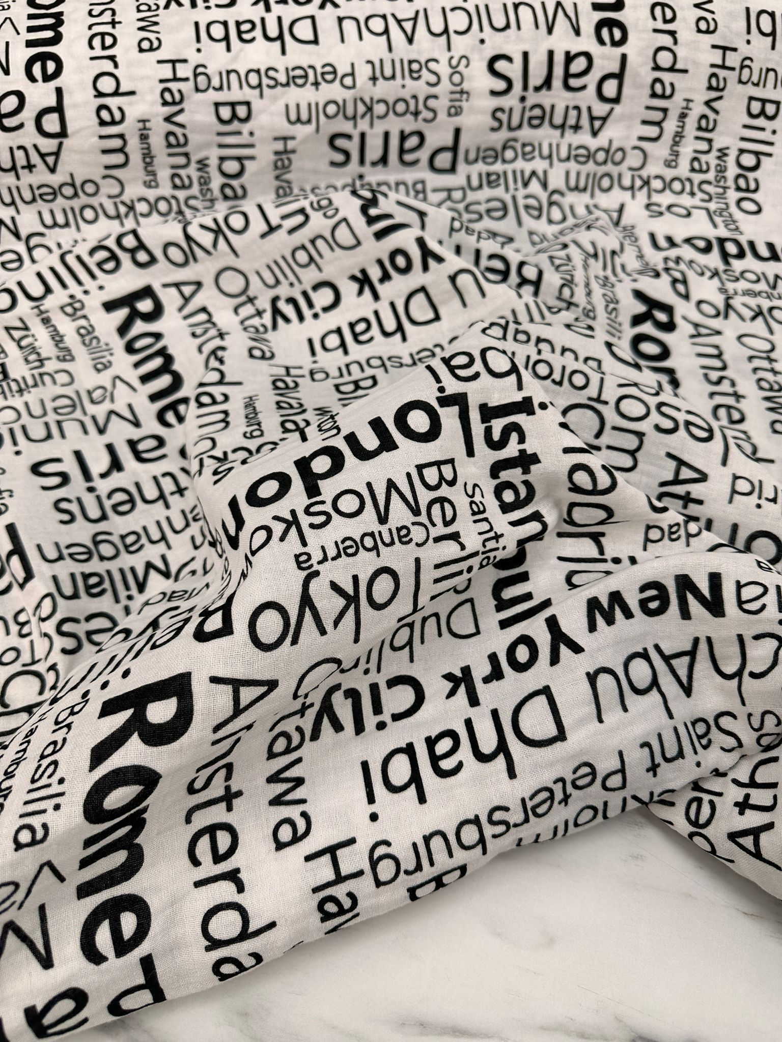 Yazı Desen Çift Katlı Muslim Kumaş Yumuşak Dökümlü