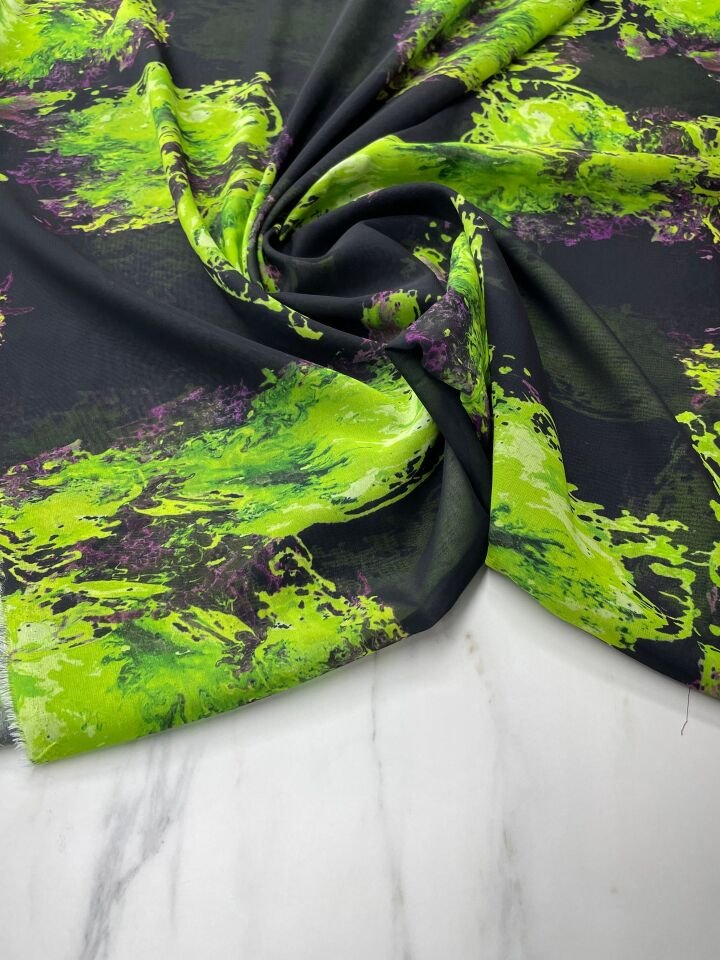 Yeşil Desen Elbiselik Şifon Kumaş