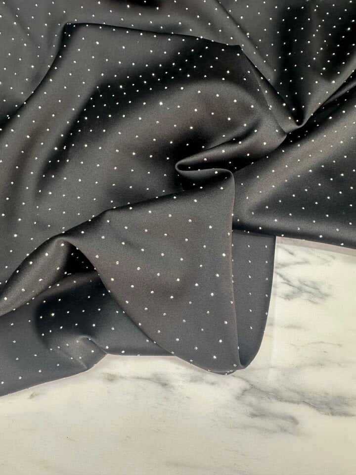 Fantazi Ürün Simli Taş İşleme Saten Kumaş Elbise Etek Abiye Şalvar