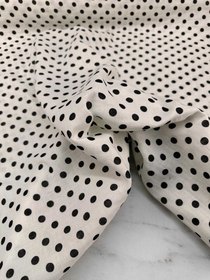 Puantiye Desen Çift Katlı Müslim Kumaş Yumuşak Dökümlü