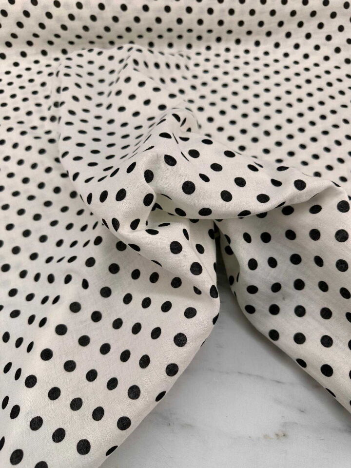 Puantiye Desen Çift Katlı Müslim Kumaş Yumuşak Dökümlü