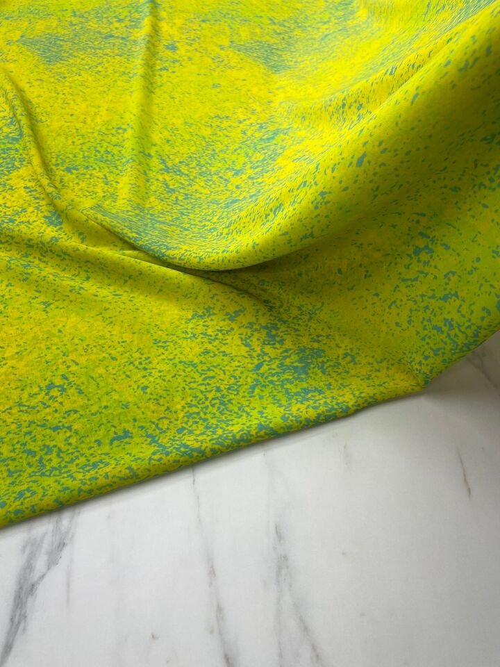 Sarı Desen Elbiselik Şifon Kumaş