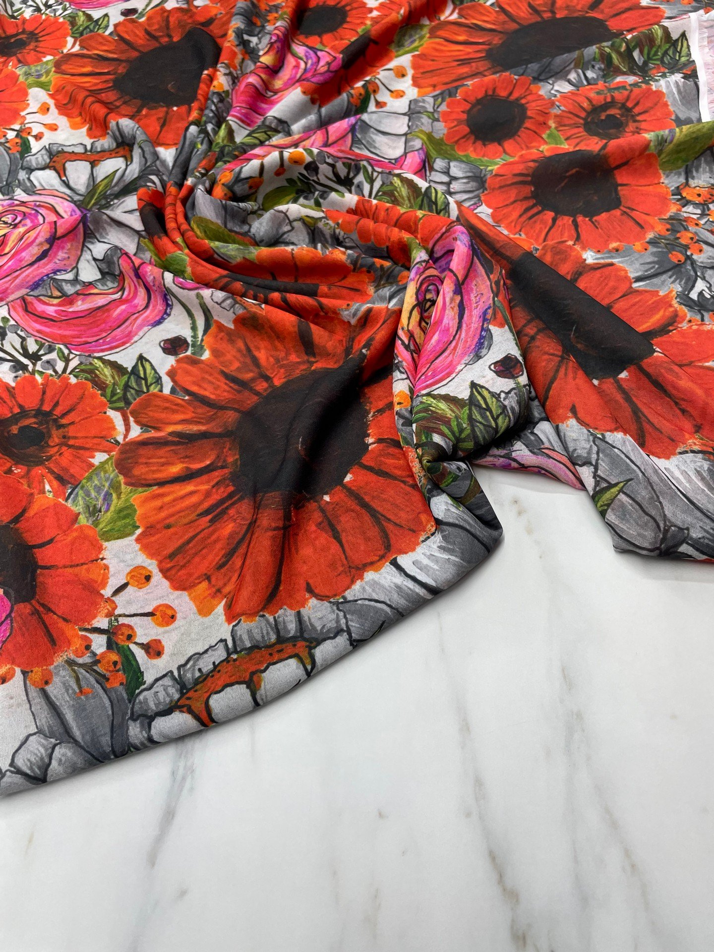 Ayçiçek Desen Elbiselik Şifon Kumaş