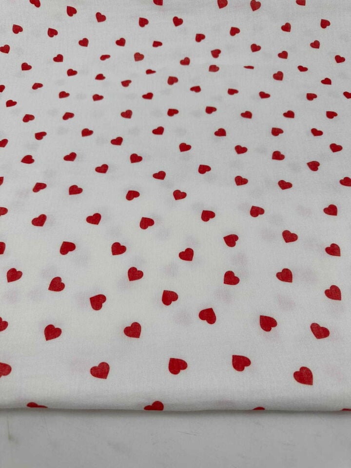 Kırmızı Kalp Desen Çift Katlı Muslim Kumaş