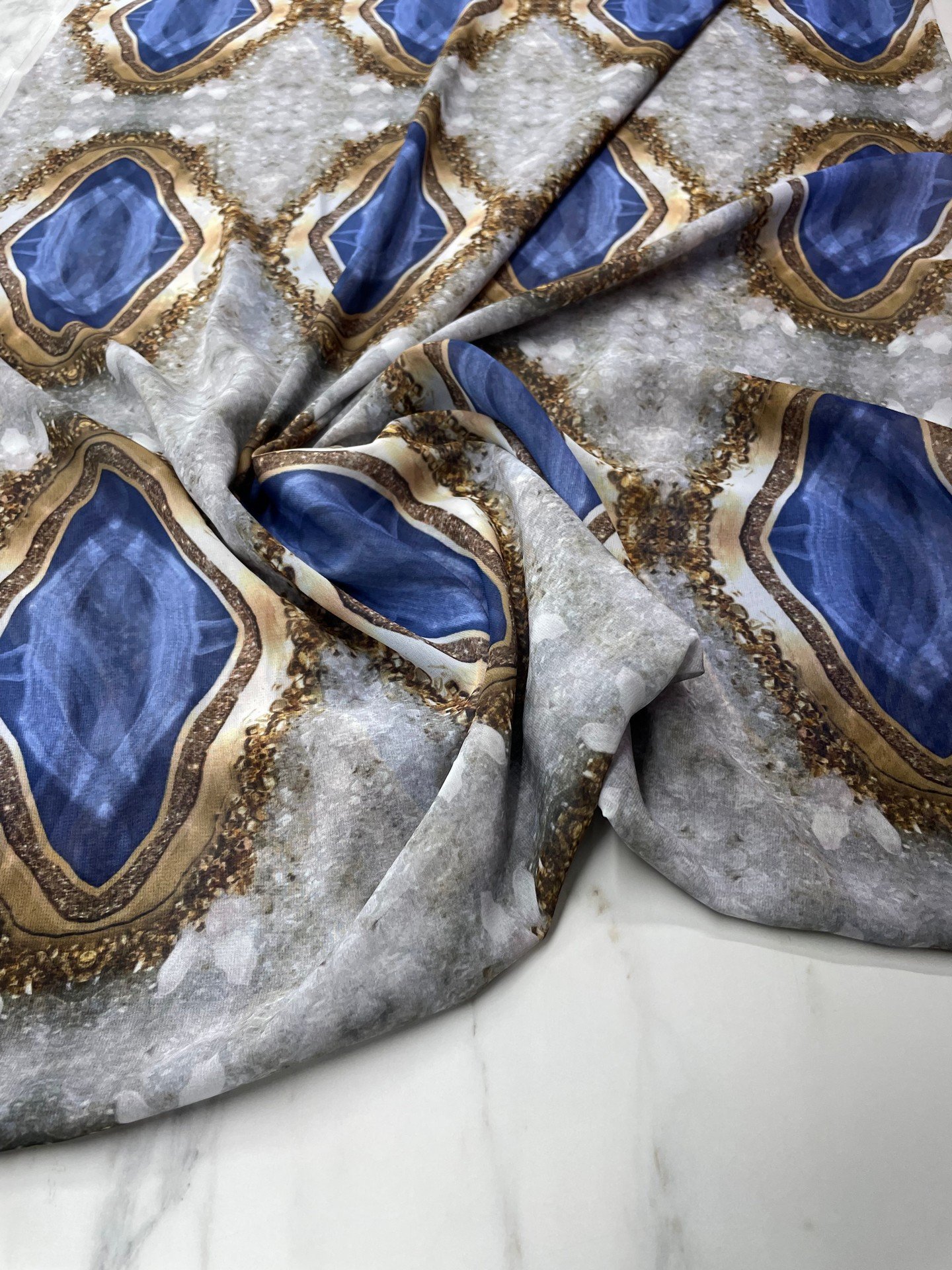 Paris Desen Elbiselik Şifon Kumaş