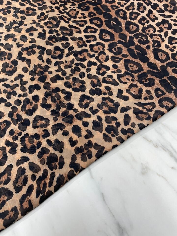 Leopar Desen Elbiselik Şifon Kumaş