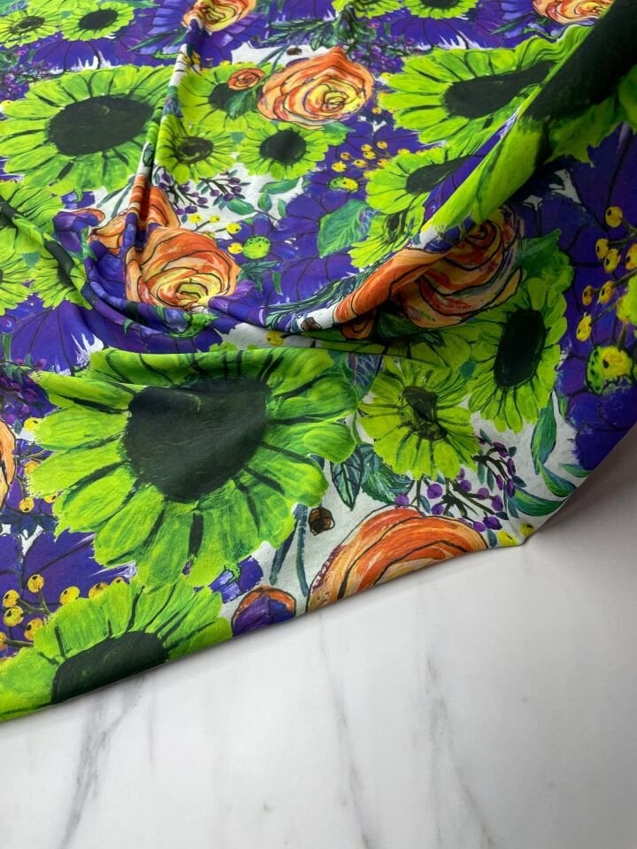 Yeşil Ayçiçek Desen Elbiselik Şifon Kumaş