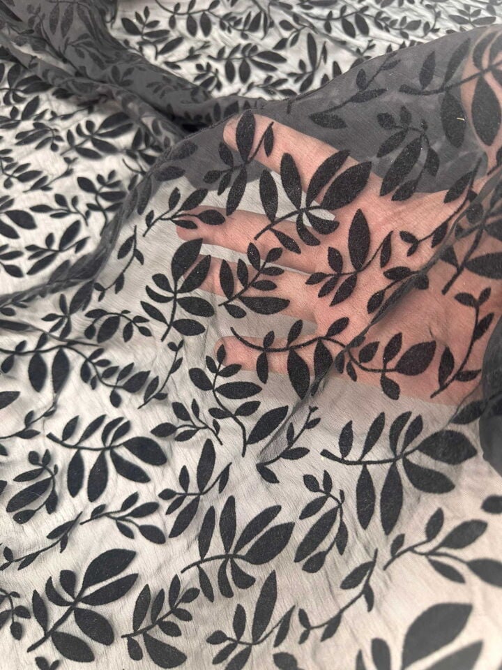 Çiçek Desen Fantazi Flok Kabartma Şifon