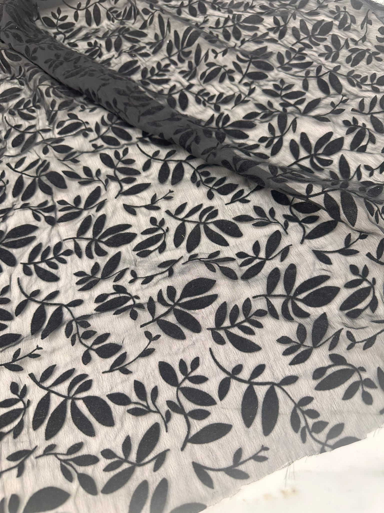 Çiçek Desen Fantazi Flok Kabartma Şifon