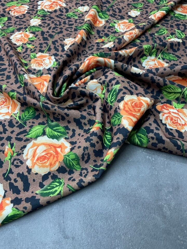 Gül Desen Likralı Elbiselik Pantolonluk Dabıl Krep