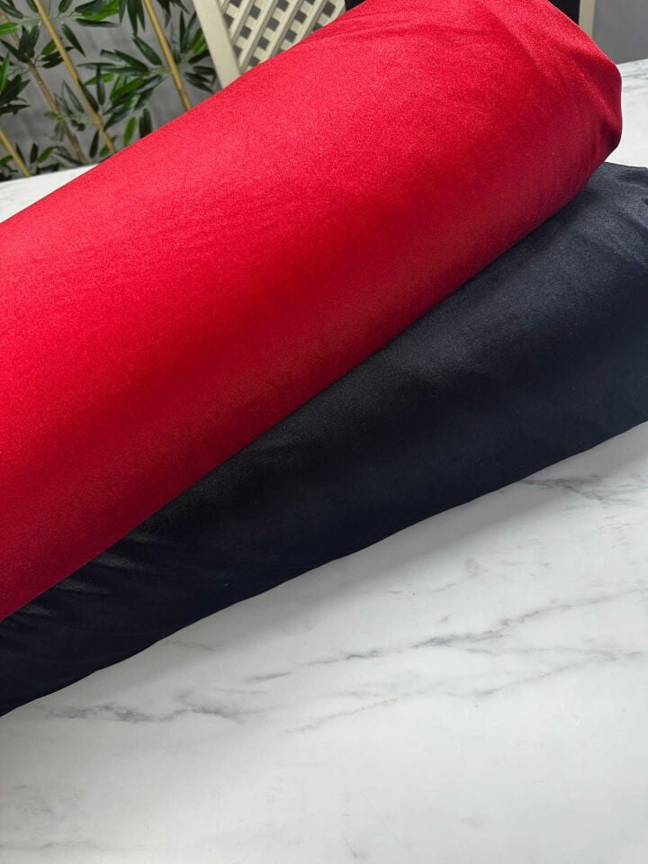 Kırmızı İpek Kadife