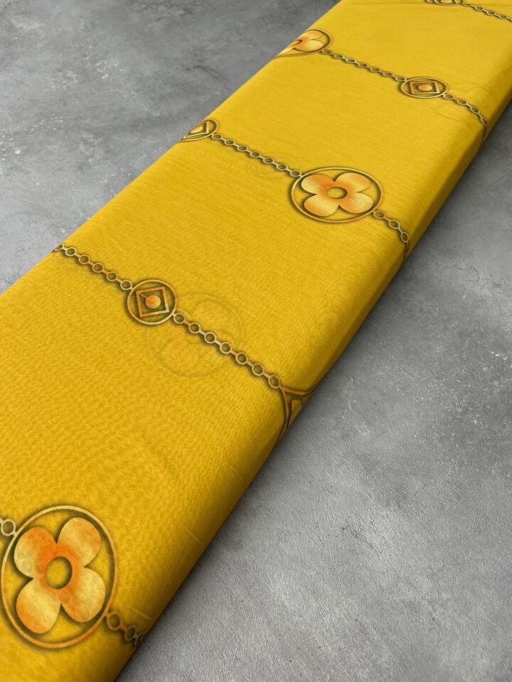 Sarı Leo Desen Elbiselik Şifon Kumaş