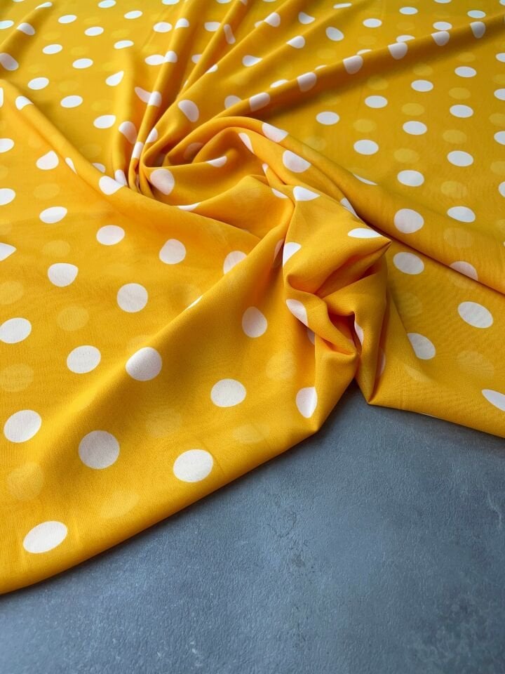 Sarı Puantiye Desen Elbiselik Şifon Kumaş