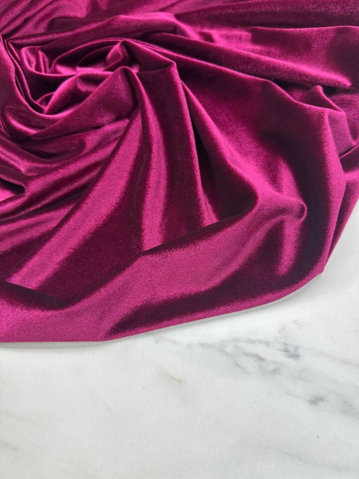 Bordo İpek Kadife