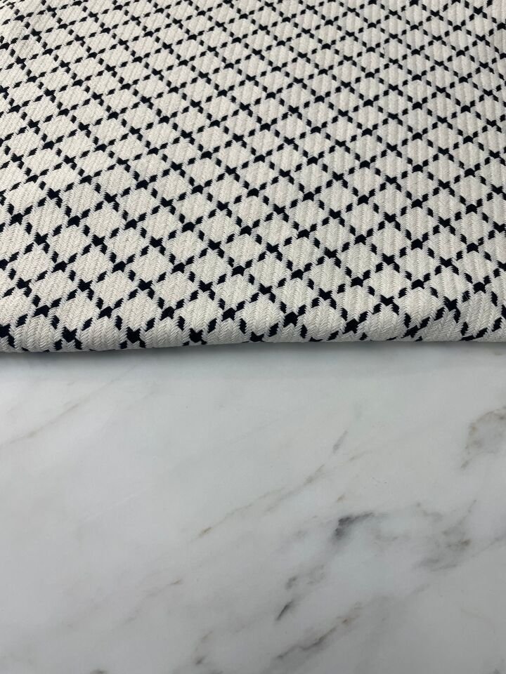 Beyaz Şanel Elbiselik Kumaş