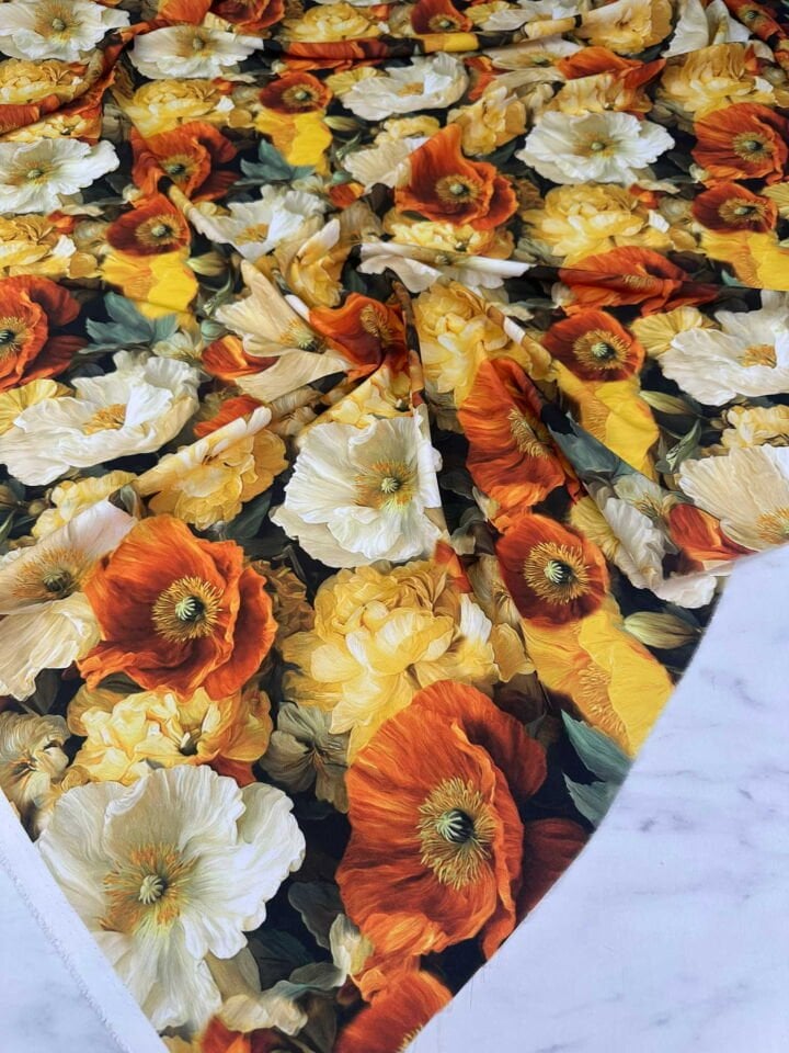 Elena Gülü Dijital Baskı Krep Kumaş