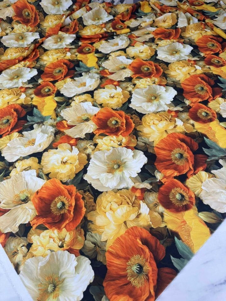 Elena Gülü Dijital Baskı Krep Kumaş