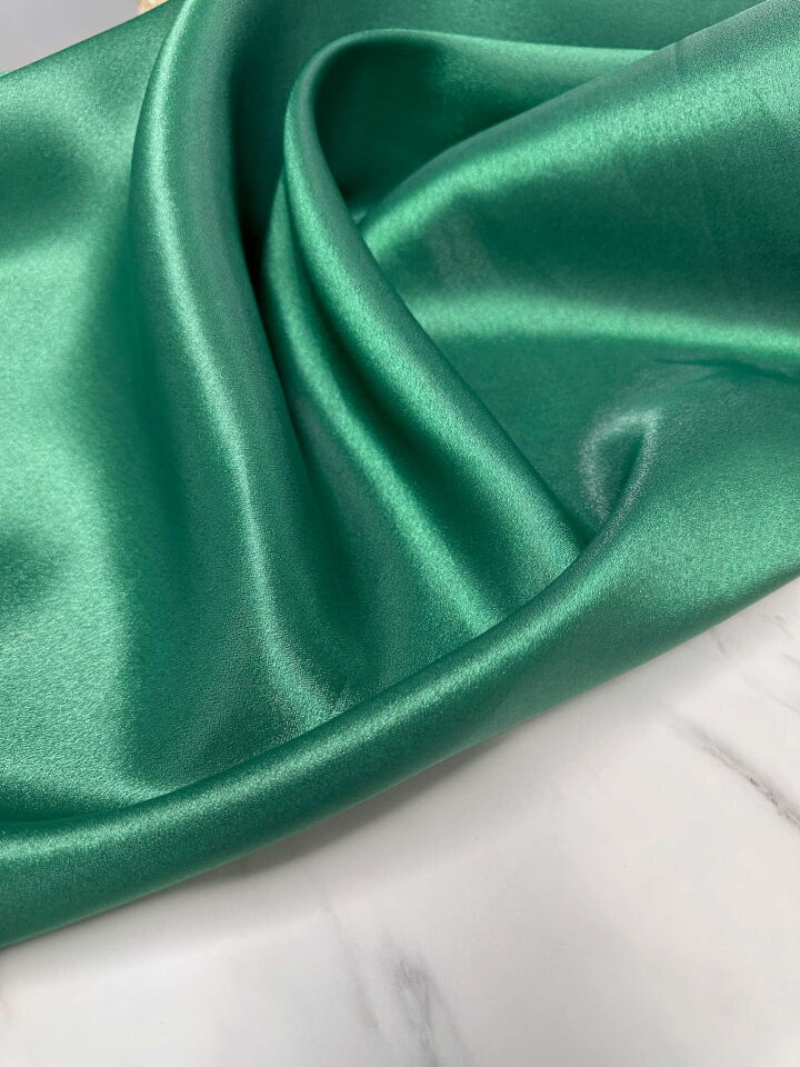 Yeşil Saten Organize Elbise Gömlek Etek