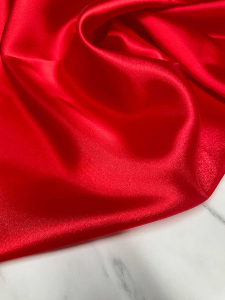 Kırmızı Saten Organise Elbise Etek Gömlek