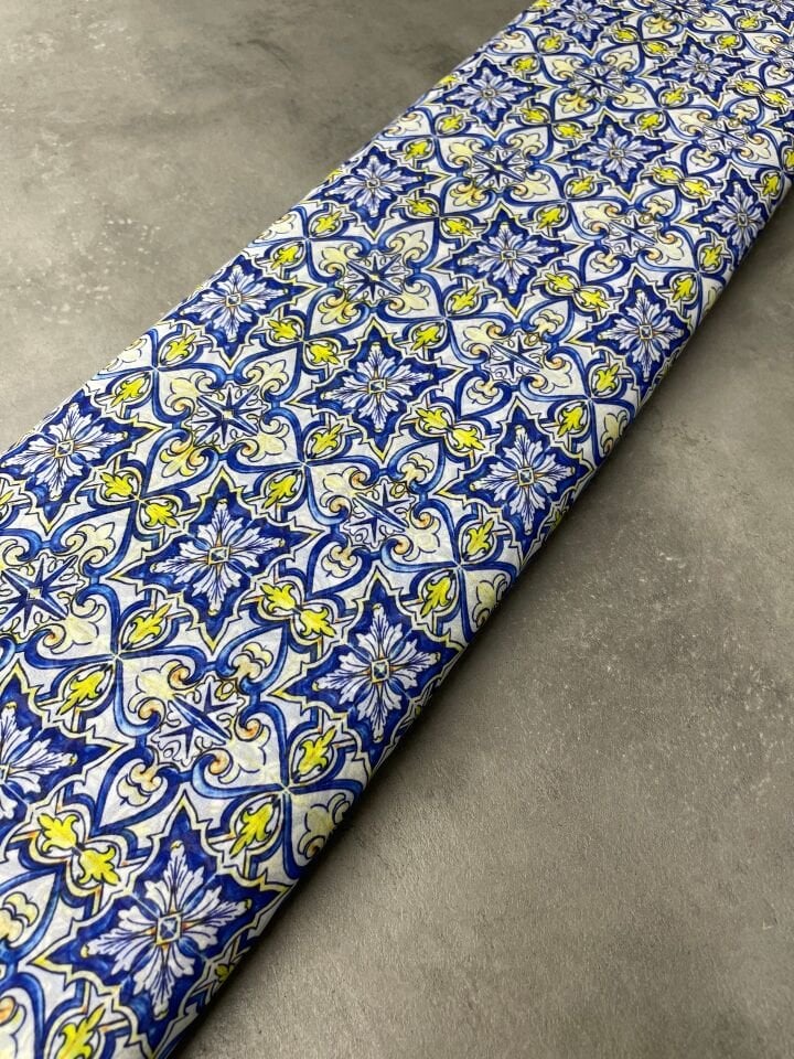 Nakış Desen Elbiselik Şifon Kumaş