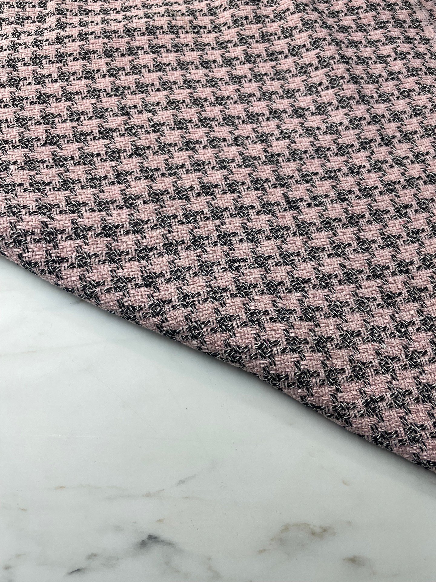 Pembe Şanel Elbiselik Kumaş