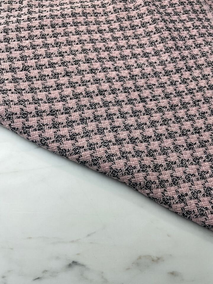 Pembe Şanel Elbiselik Kumaş