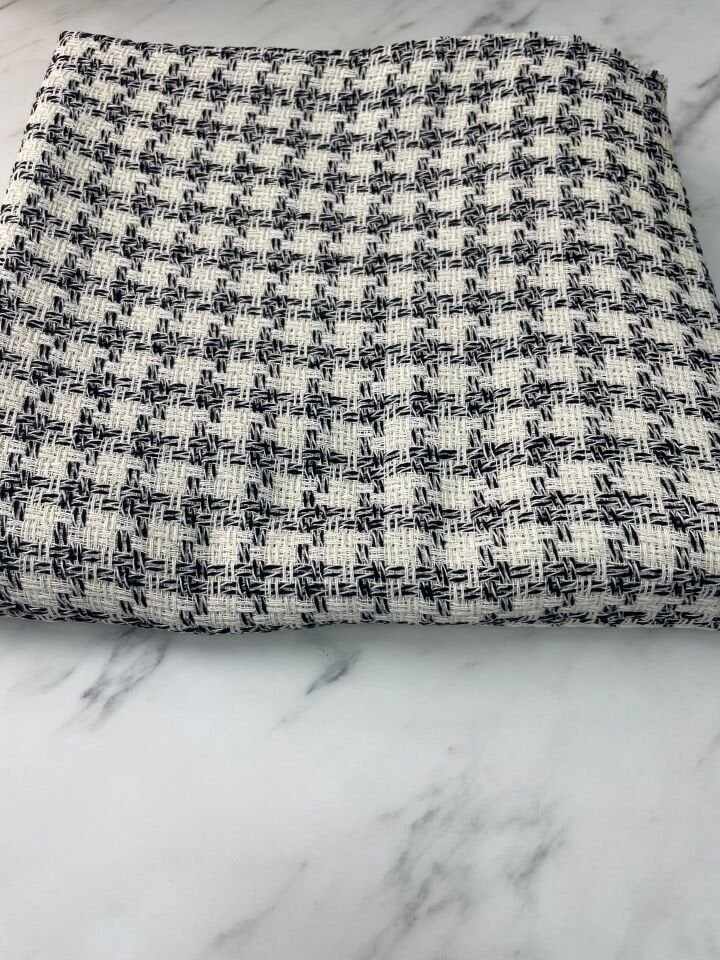 Beyaz Şanel Elbiselik Kumaş