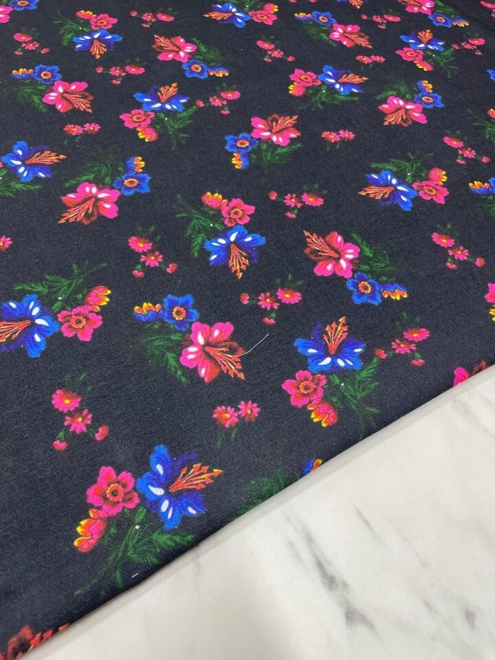 Türkmen Desen Elbiselik Keten Kumaş