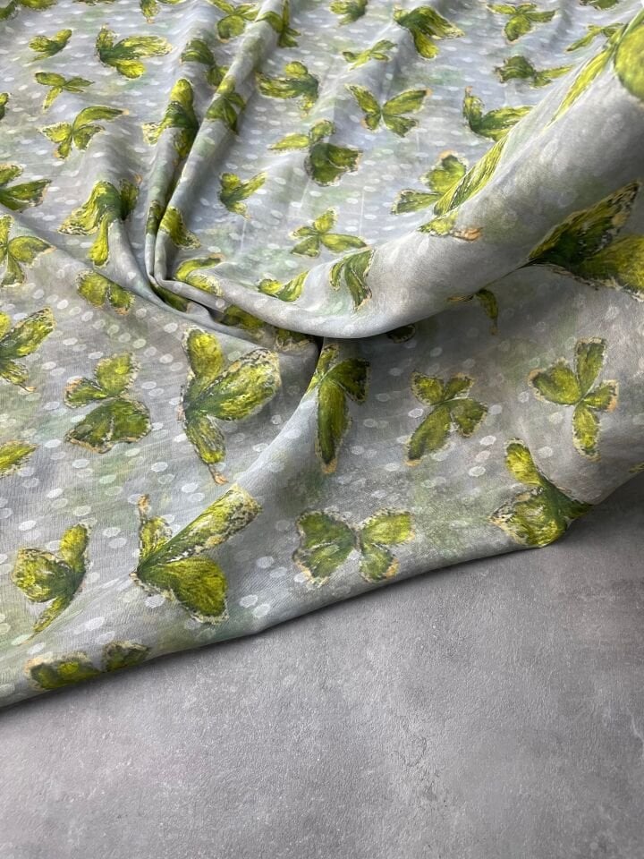 Yeşil Kelebek Desen Elbiselik Şifon Kumaş