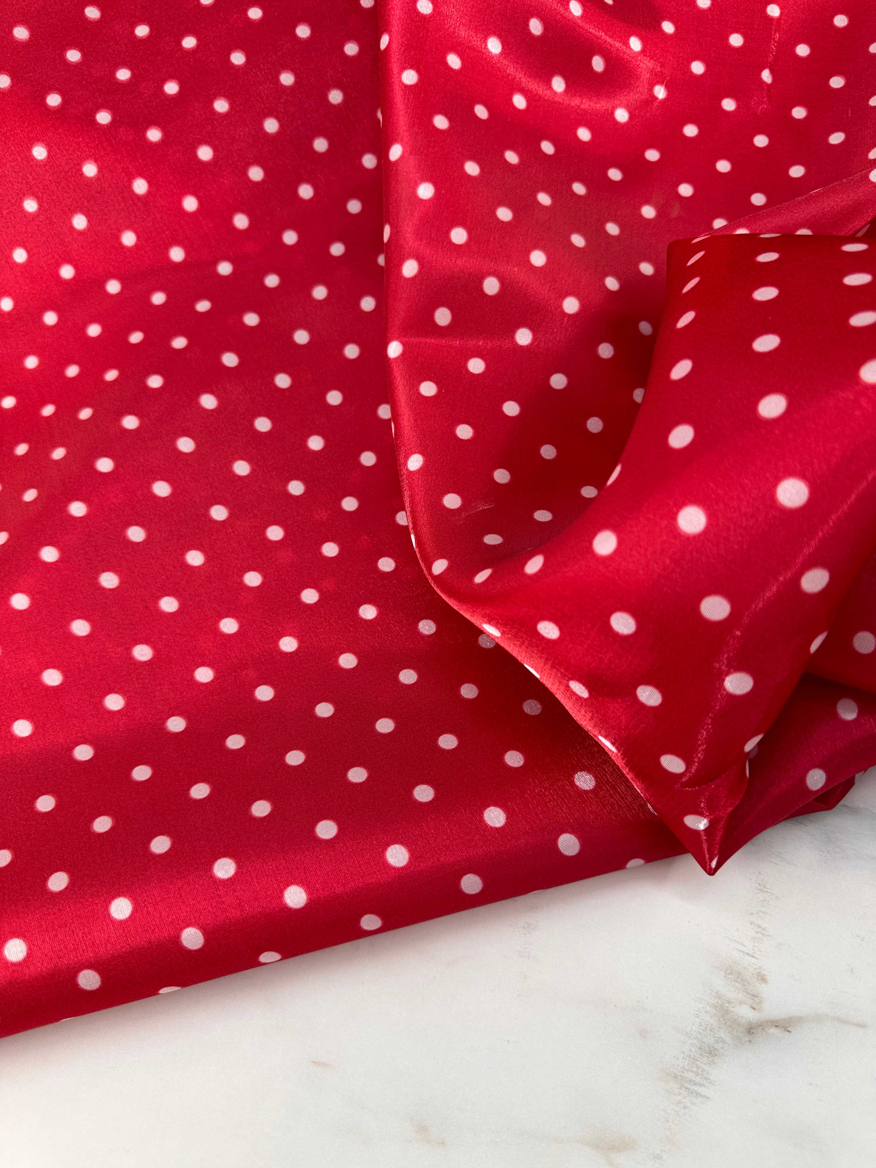 Kırmızı Puantiye Desen Organize Elbise Gömlek Etek