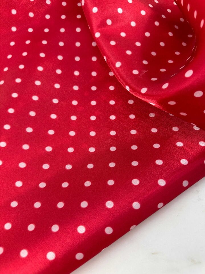 Kırmızı Puantiye Desen Organize Elbise Gömlek Etek